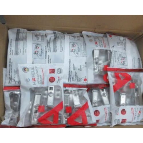 Bản lề trùm ngoài Metalla SM 110° Giảm Chấn Hafele 315.07.113 3 Đóng gói bản lề trùm ngoài Metalla SM 110° Giảm Chấn Hafele 315.07.113